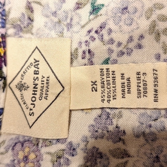 L womens St John's Bay floral cap sleeve button down plus size top 2X - Picture 2 of 3